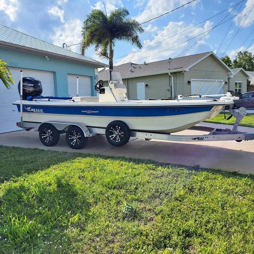 2019 Mako Marine Pro 19 Skiff
