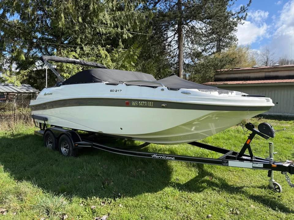 2022 Hurricane sun deck 217 ob SunDeck 217 OB