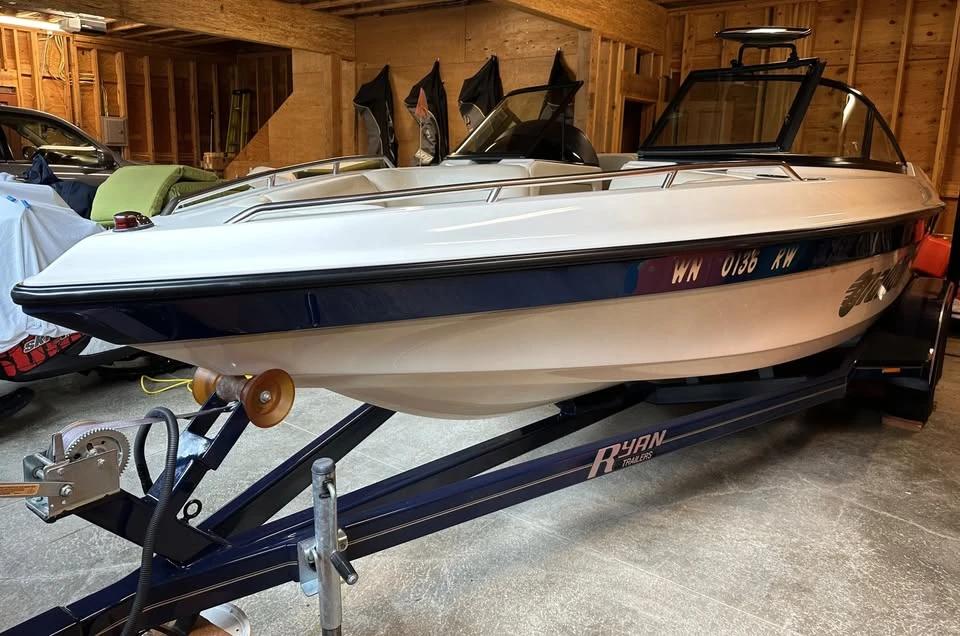 1999 Malibu Boat sunsetter vlx