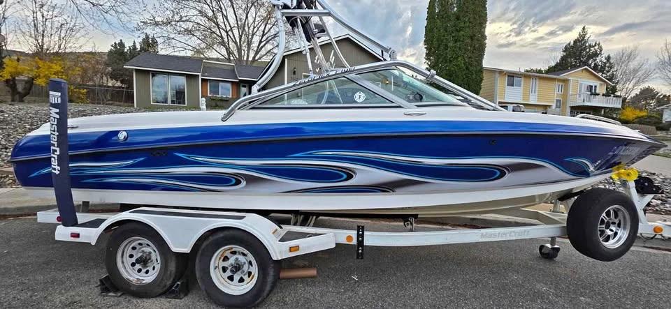 1968 MasterCraft Wake Boat
