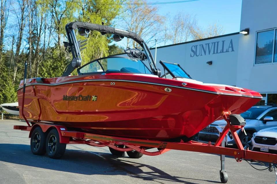 2024 MasterCraft xt24