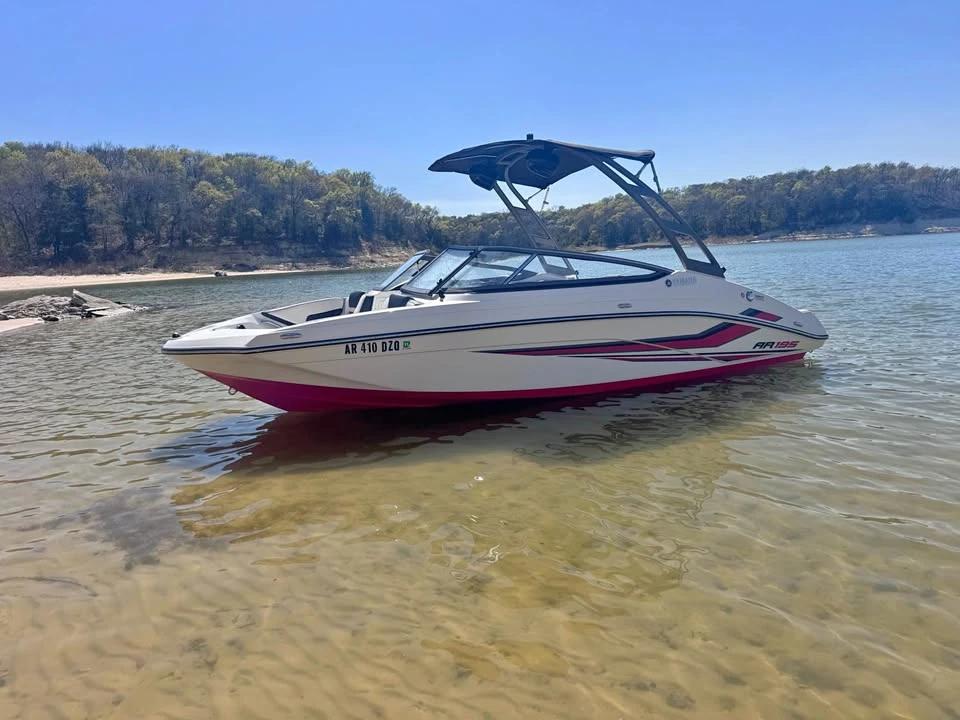 2020 Yamaha AR195