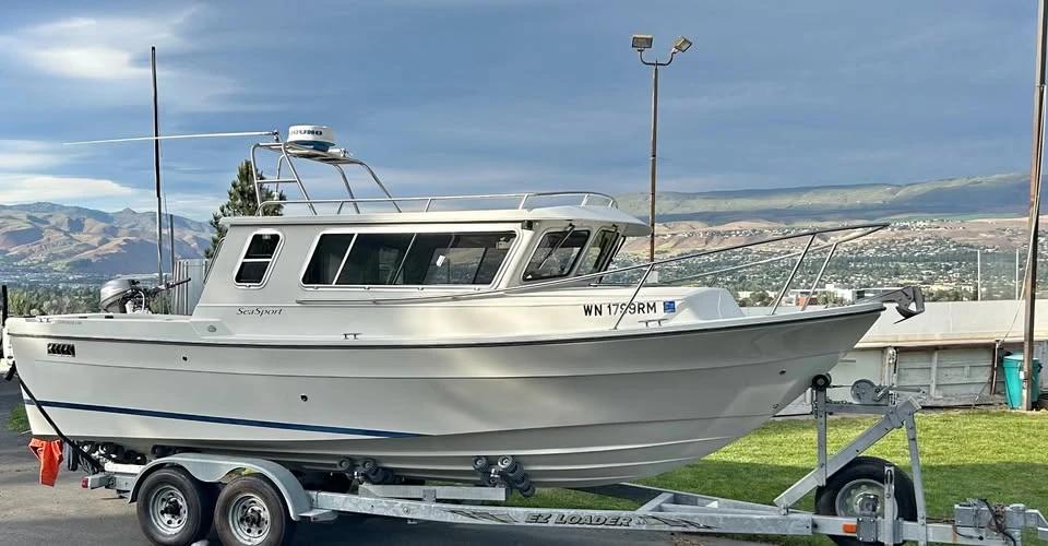 2002 SeaSport 24' Explorer Explorer 2400