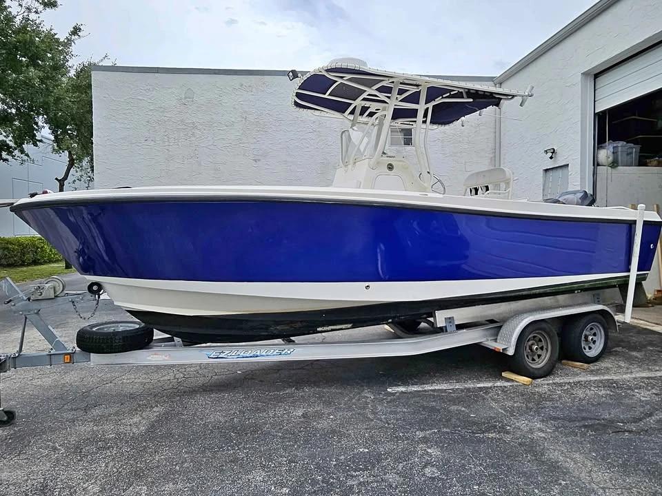 2006 EdgeWater Power Boats 230 CC (Center Console)