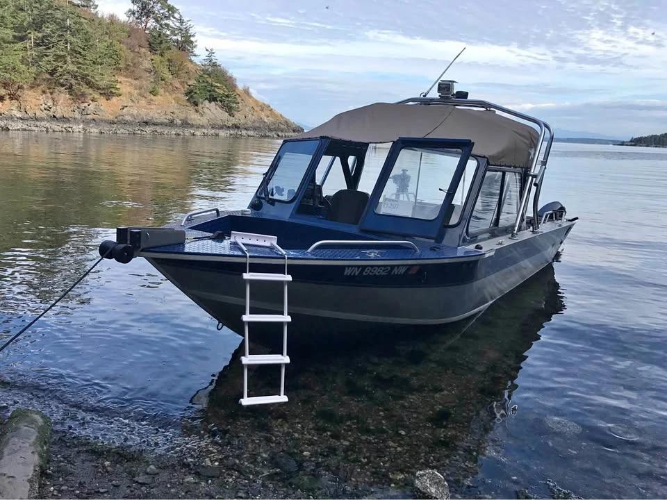 2008 2008 Duckworth Navigator SE 215 Pacific Navigator SE