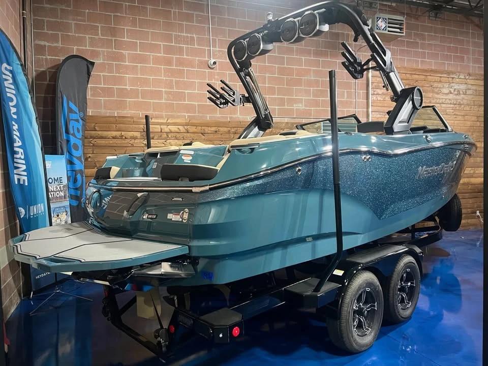 2025 MasterCraft x22