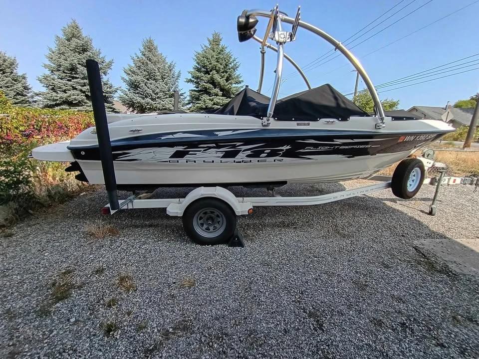 2009 Bayliner flight F17