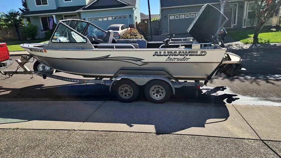 2003 Alumaweld Intruder 20' sterndrive Intruder 20 Sterndrive