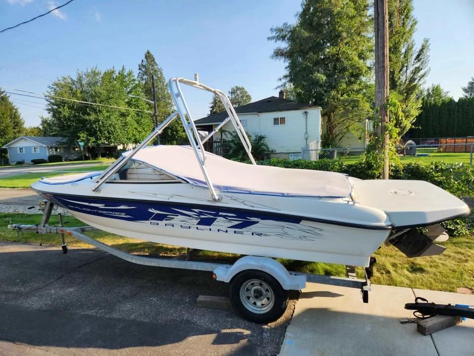 1998 Ski Sanger V210