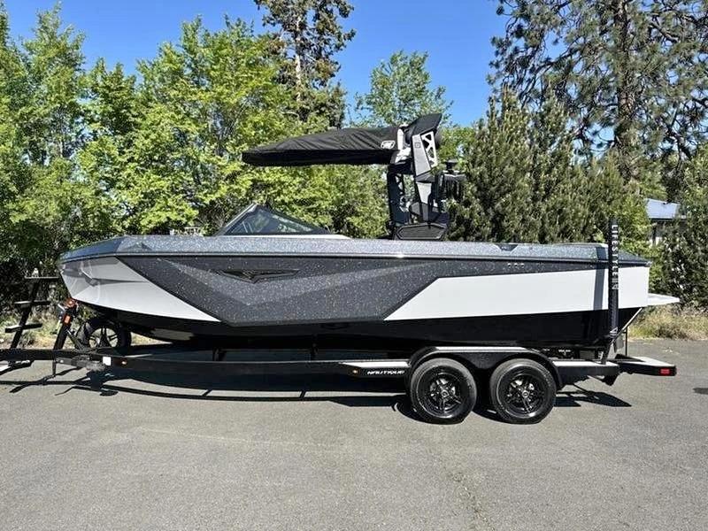 2023 Nautique s23