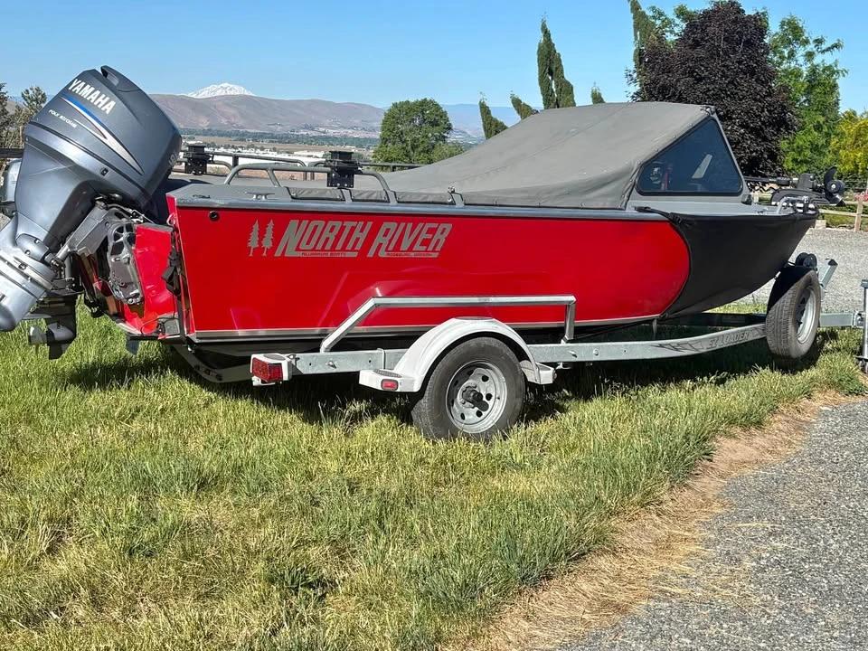 2004 North river mariner Mariner