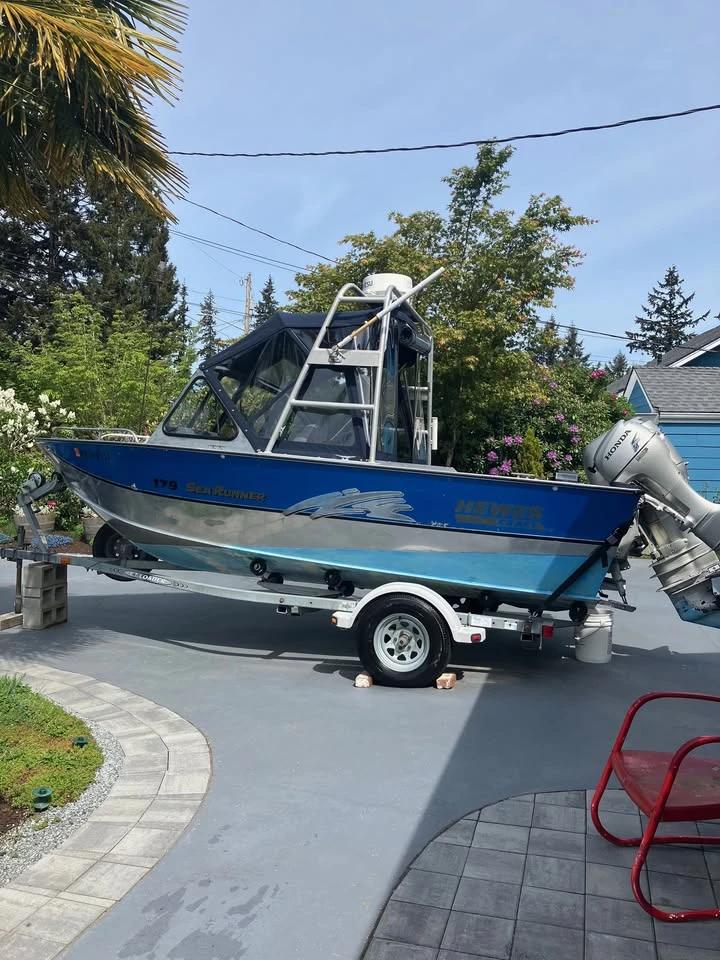 1999 Hewescraft SeaRunner