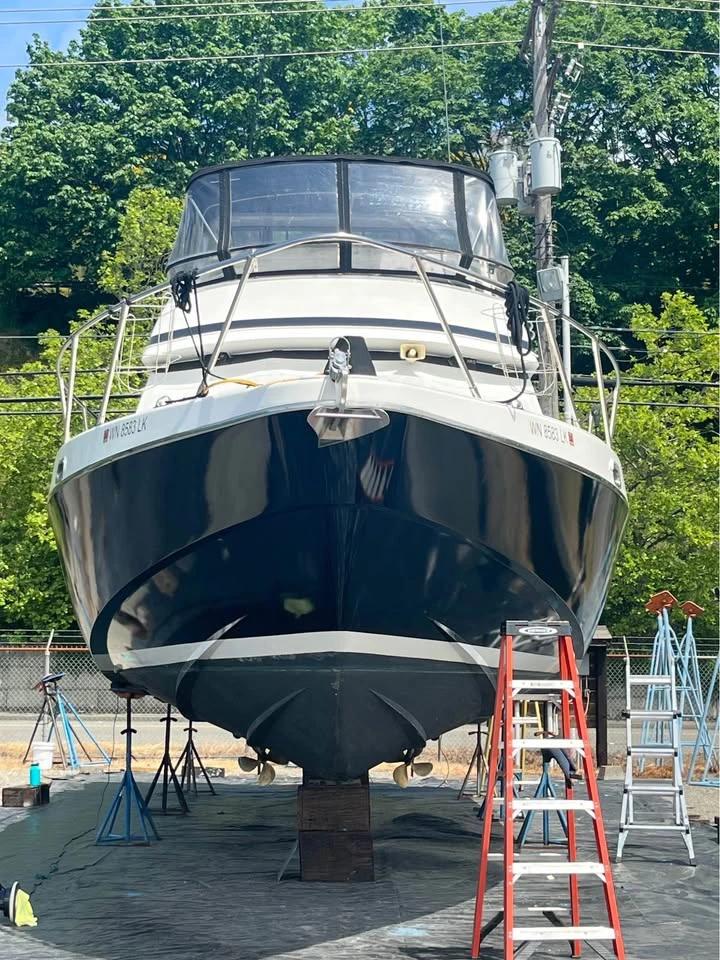 1986 40' Cockpit Motor Yacht Cruiser Carver 40 Cockpit Motor Yacht