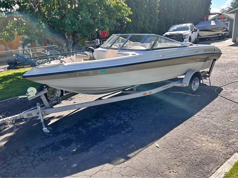 2004 Reinell Boat 204 fns Reinell 204 FNS