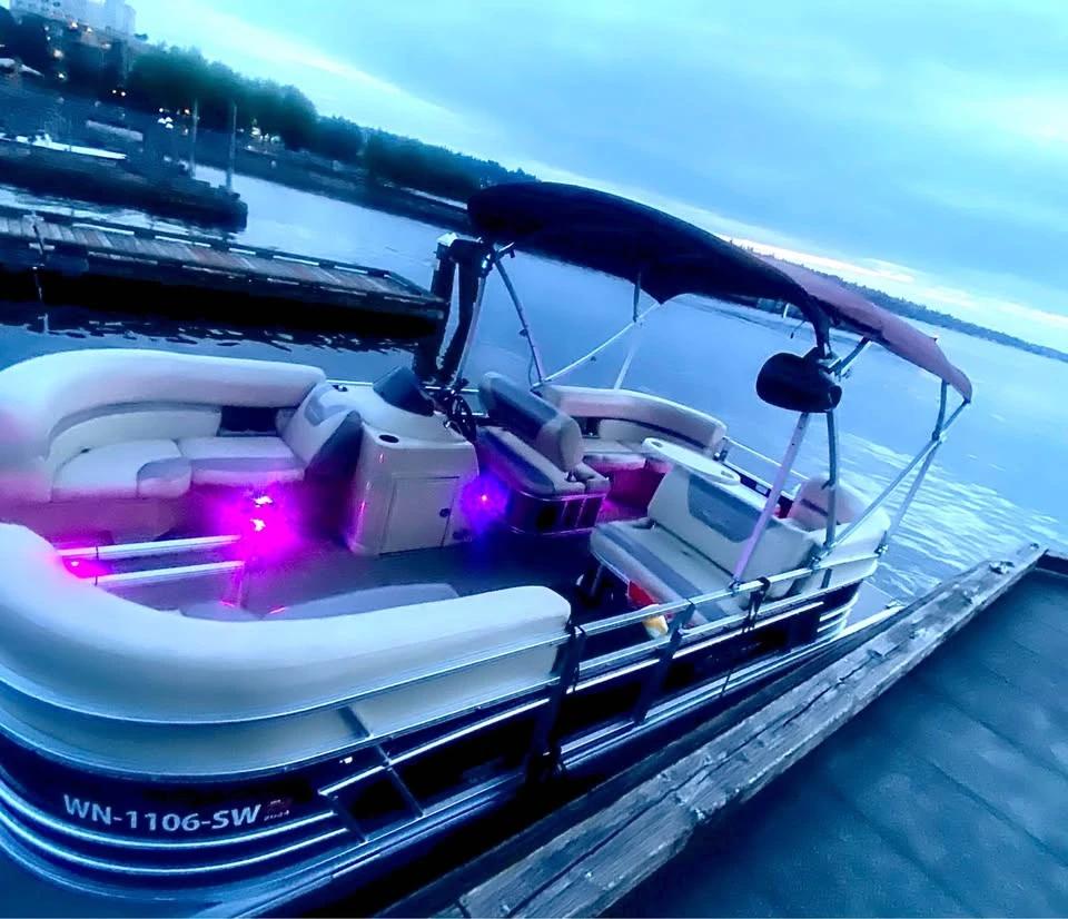 2019 Sunchaser Pontoon