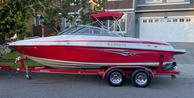 1970 Reinell boat with trailer 185 LS