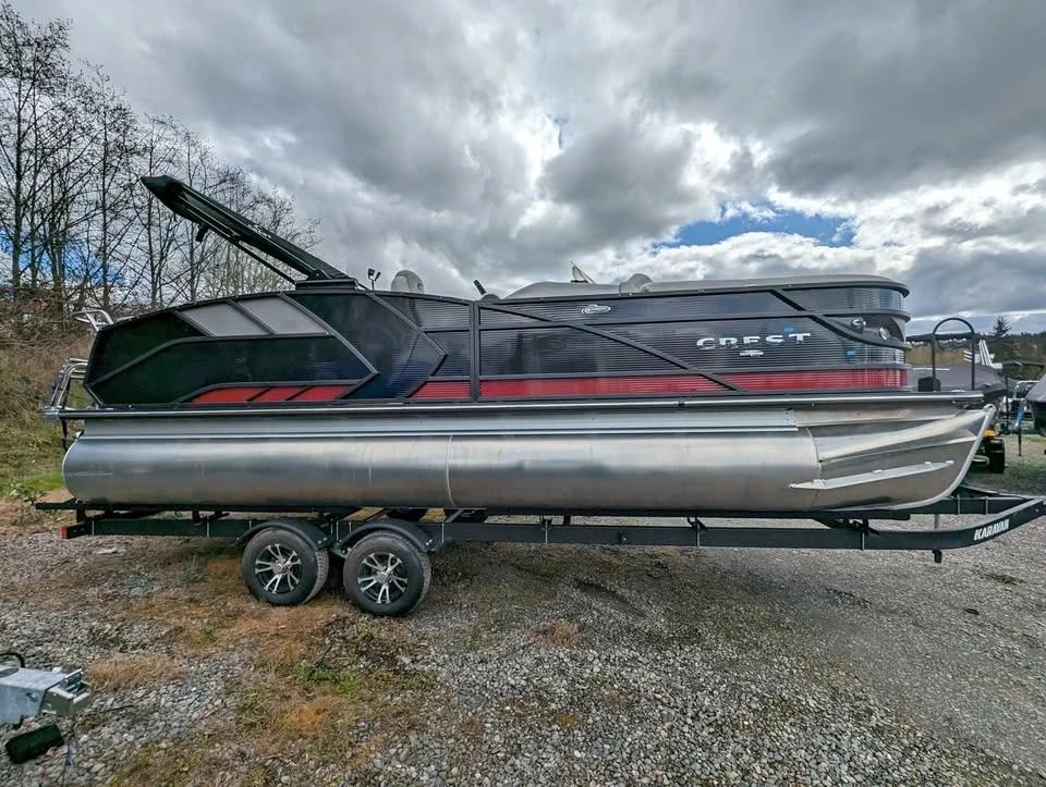 2023 CREST caribbean lx 230