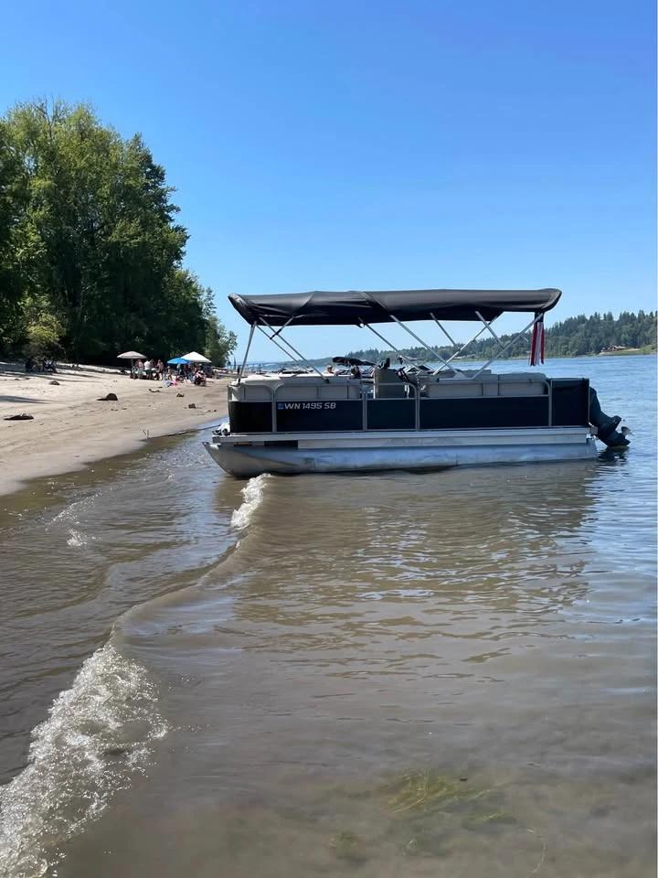 2004 18’ Smokercraft Sunsport Pontoon 818 Sunsport Cruise