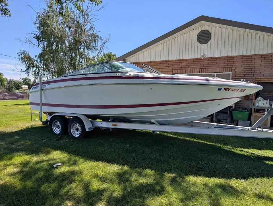 1998 Cobalt 232 Boat and trailer 1998 Cobalt 232