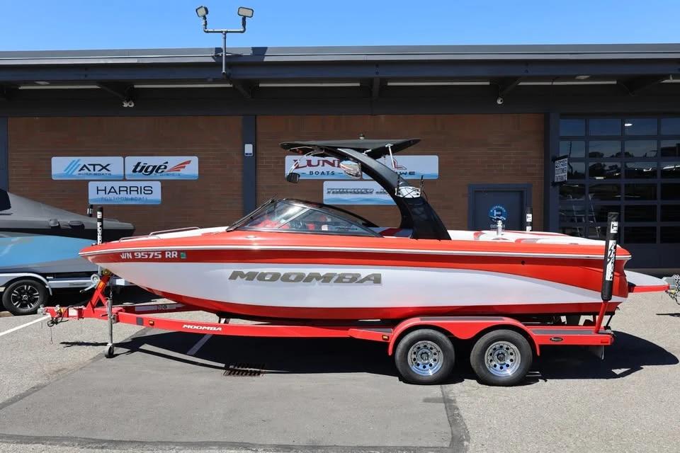 2011 MOOMBA xlv