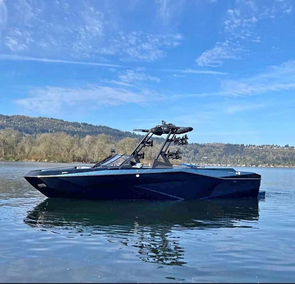 2024 Axis T250