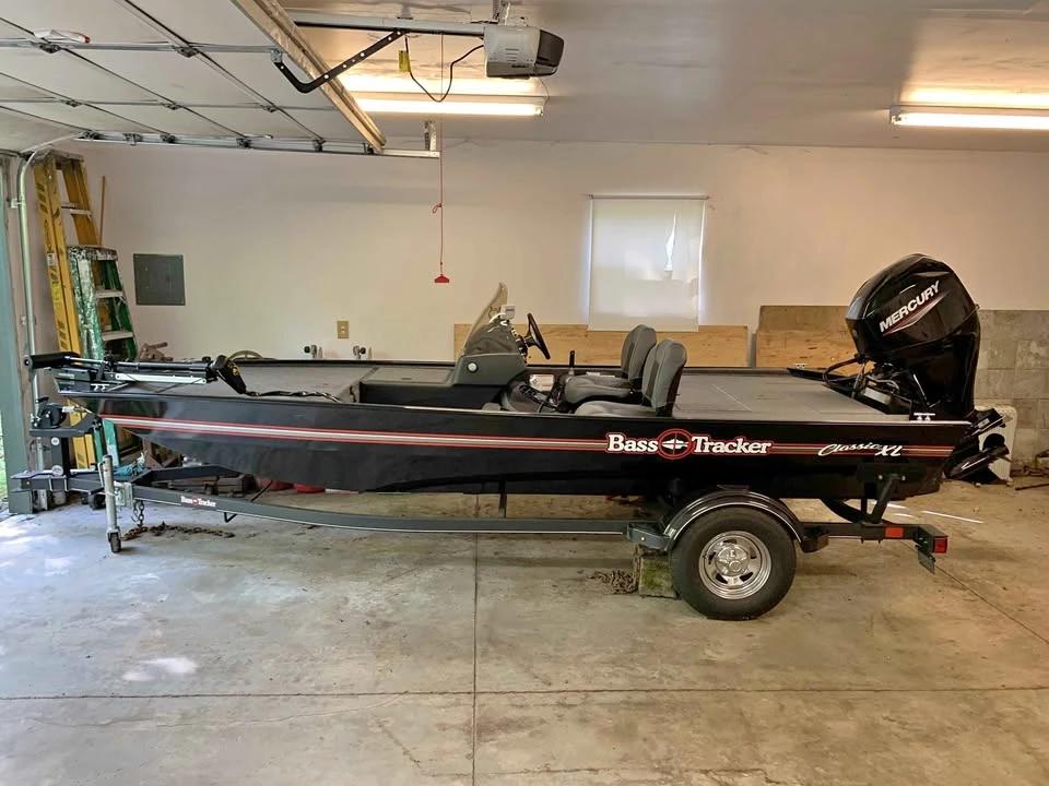 2020 Bass tracker Classic XL