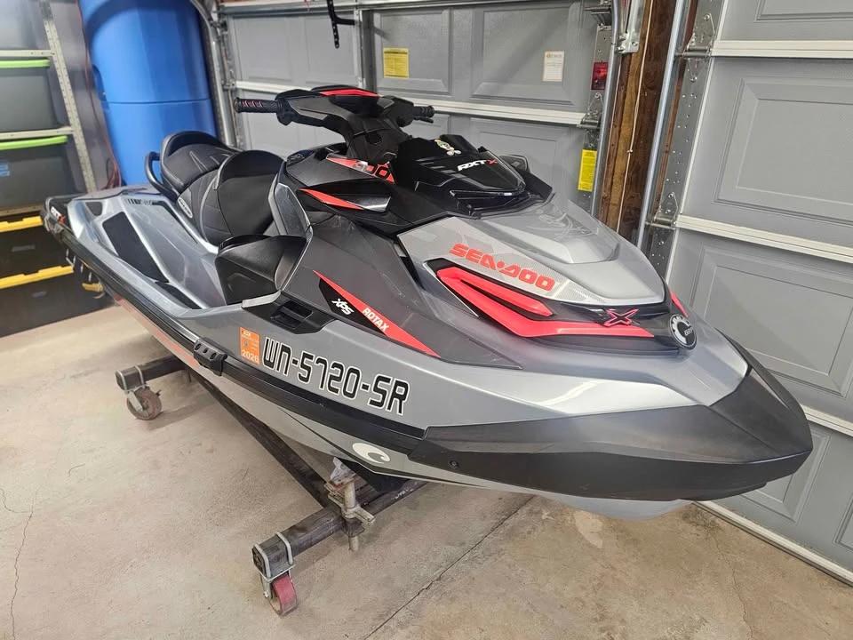 2018 SeaDoo RXTX 300