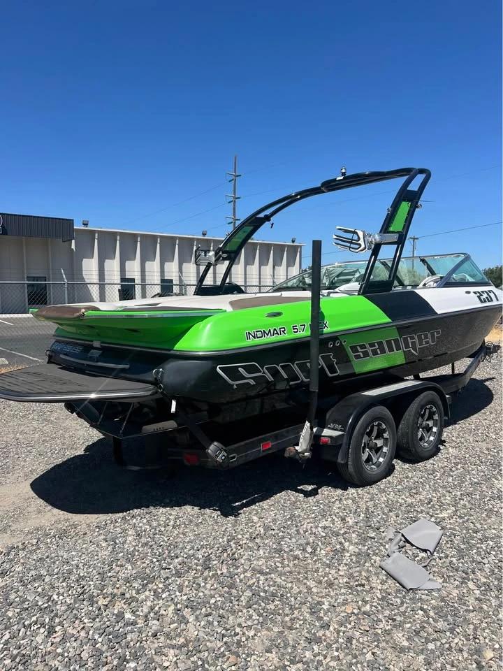2014 Sanger 237 lsv surf