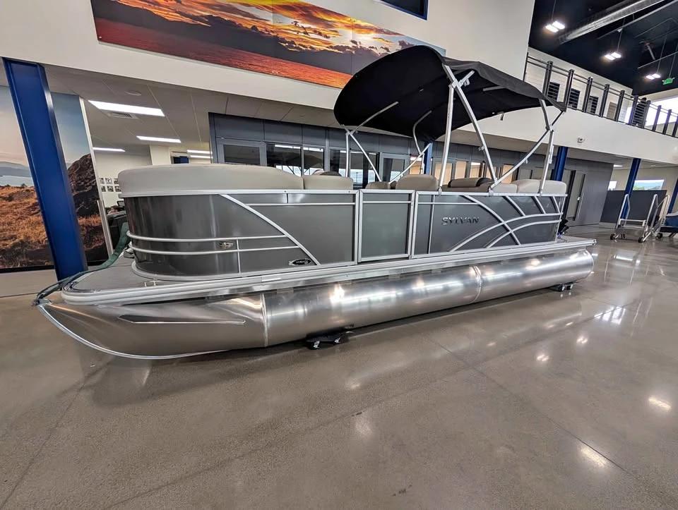 2025 Sylvan Mirage 822 LZ