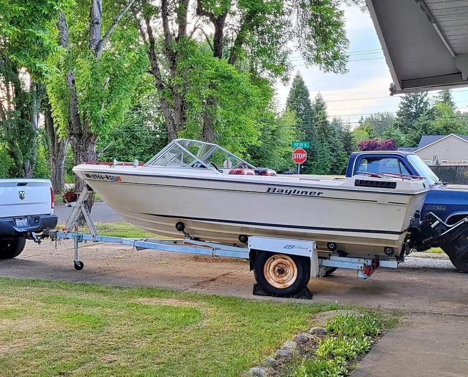 1977 bayliner modern flare
