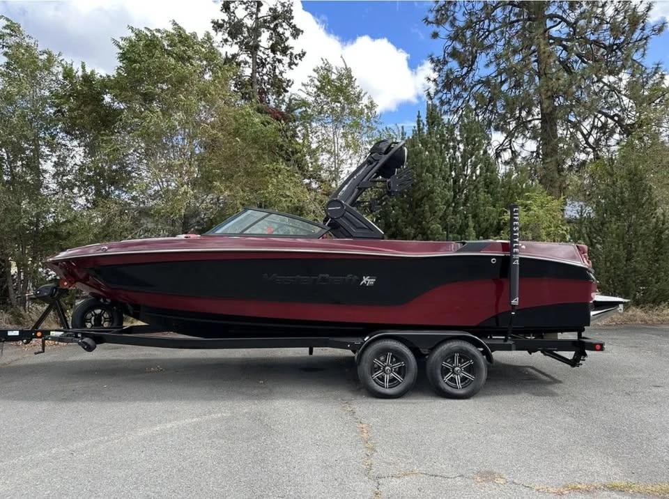 2024 MasterCraft xt25