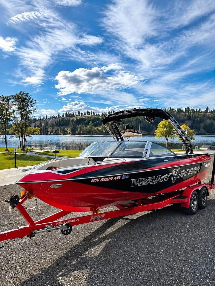 2008 Malibu WakeSetter 23lsv