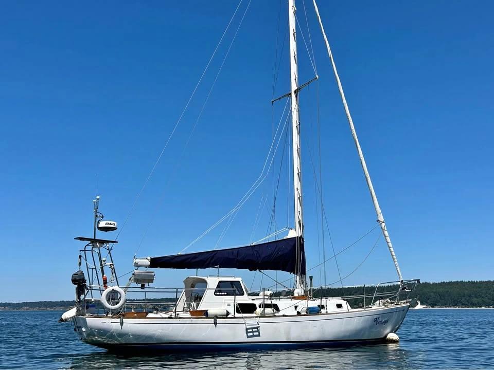 1967 Cal 40 sail boat Cal 40