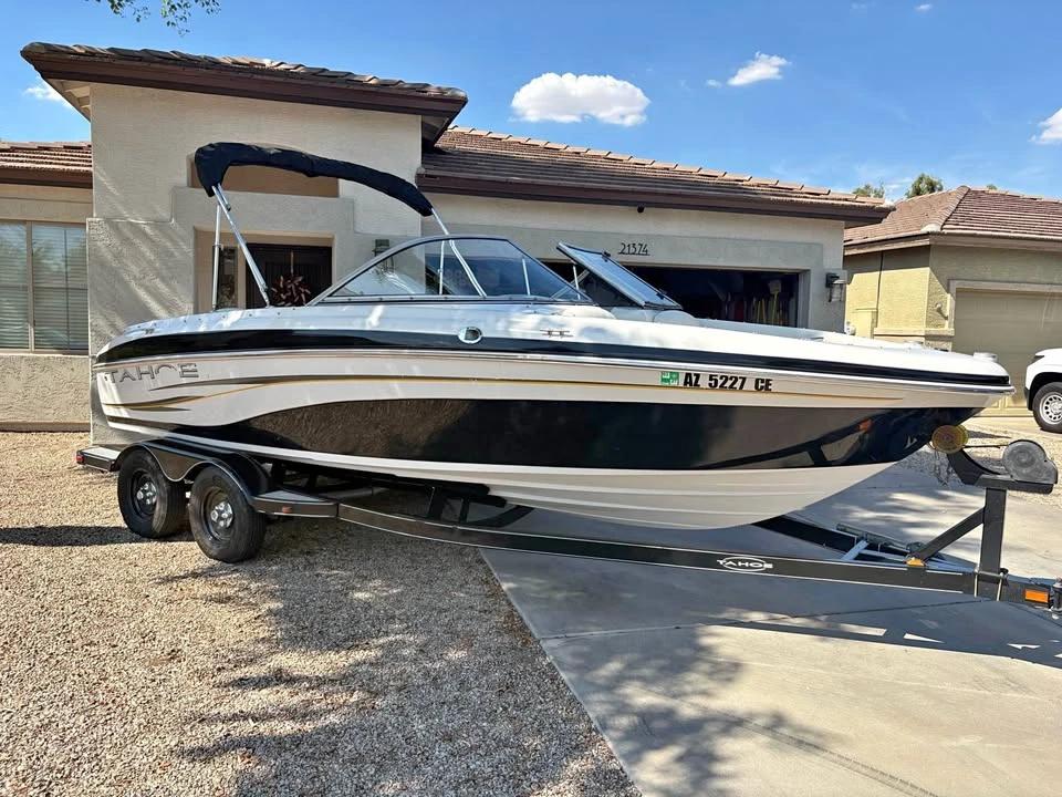 2008 Tahoe Q6 fish & ski boat