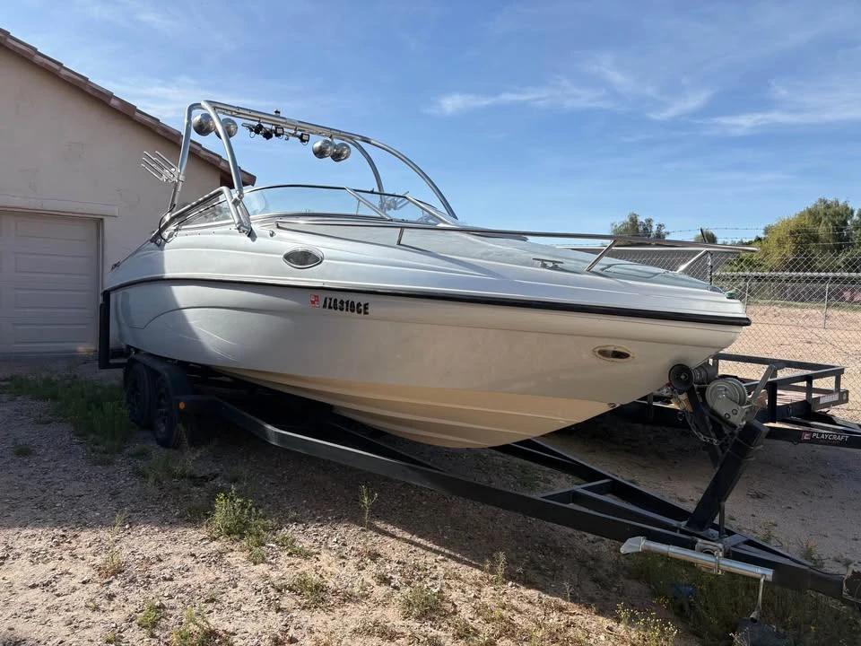 2003 Rinker 232 captiva 232 Captiva
