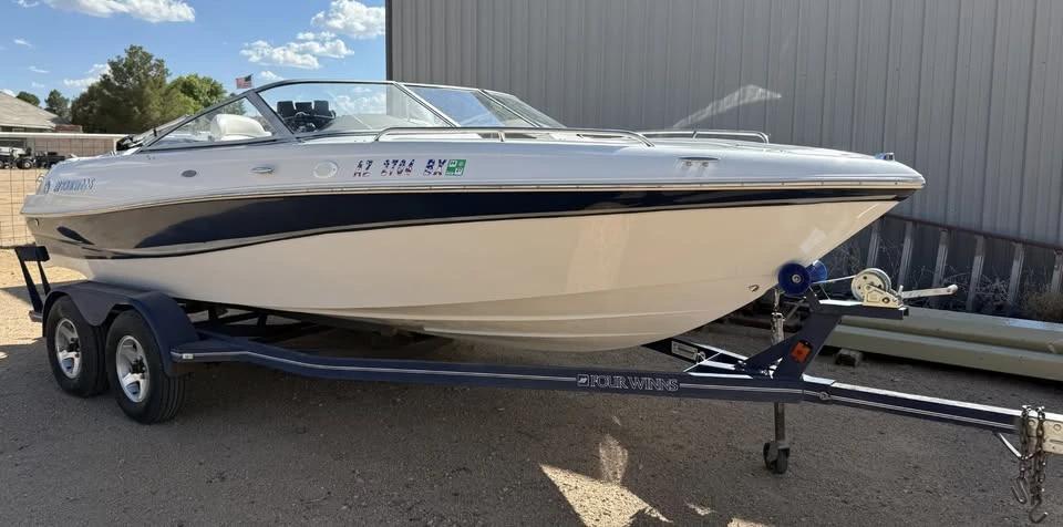 2001 Four Winns horizon 200 3200 Powertoon X-Treme