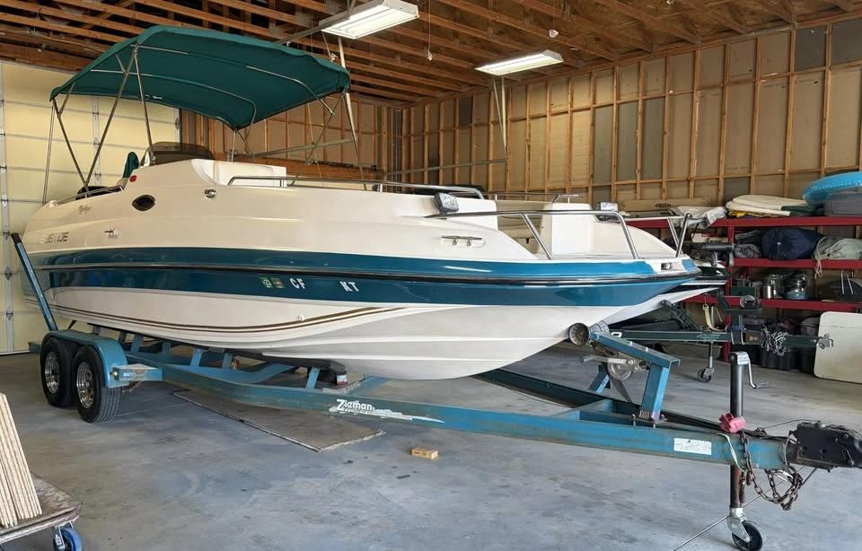 1996 Ebbtide mystique Mystique 2300 Deck Boat