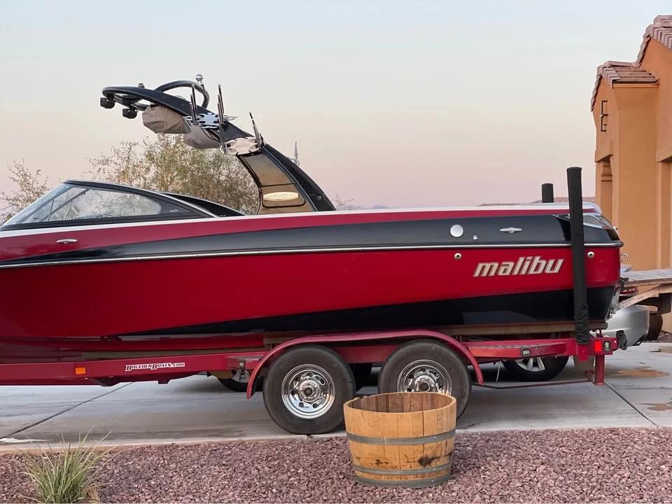 2000 Malibu 23LSV Malibu Wakesetter 23 LSV