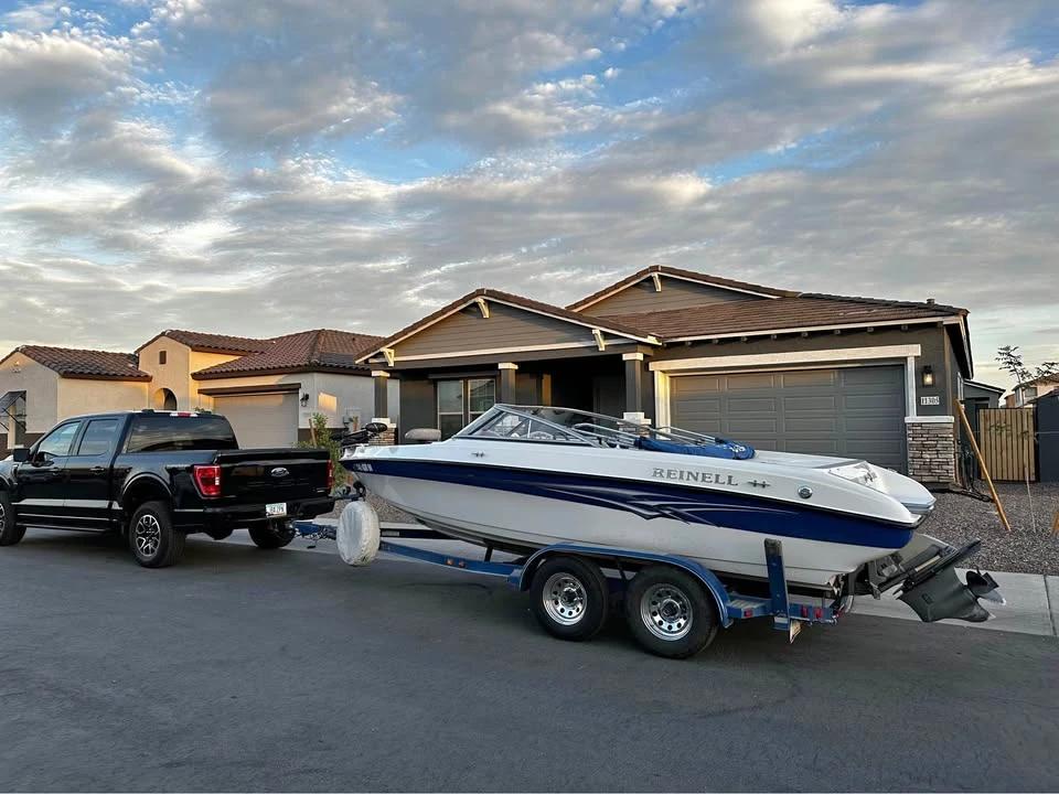 2007 Reinell 204 FNS