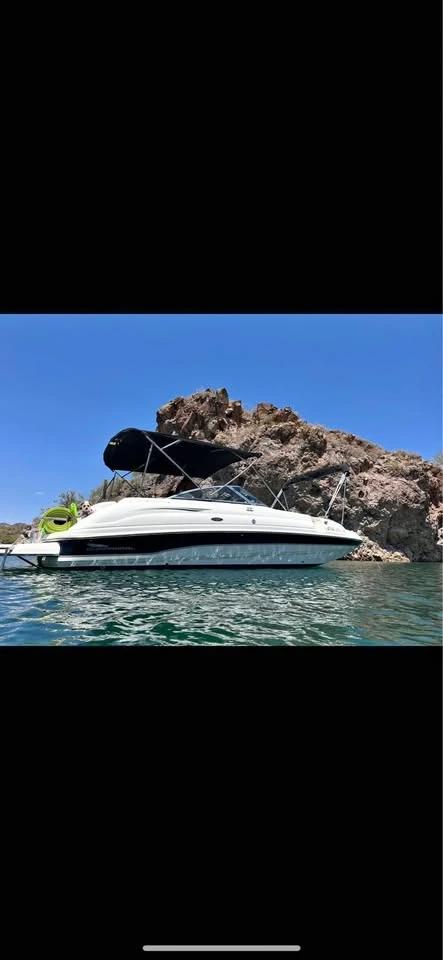 2002 Chaparral Sunesta series