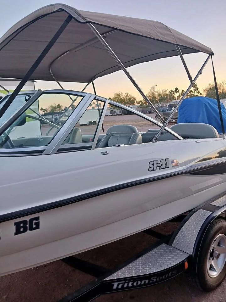 2003 Triton Fish & Ski SF-21