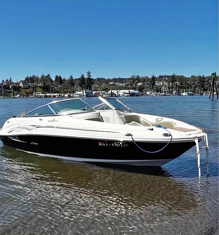 2005 SeaRay sundeck 200 sundeck 200
