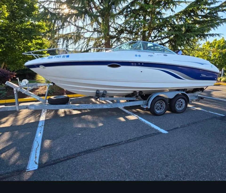 2000 Boat 235 SSi With EZ Load Trailer 235 SSi Cuddy Cabin