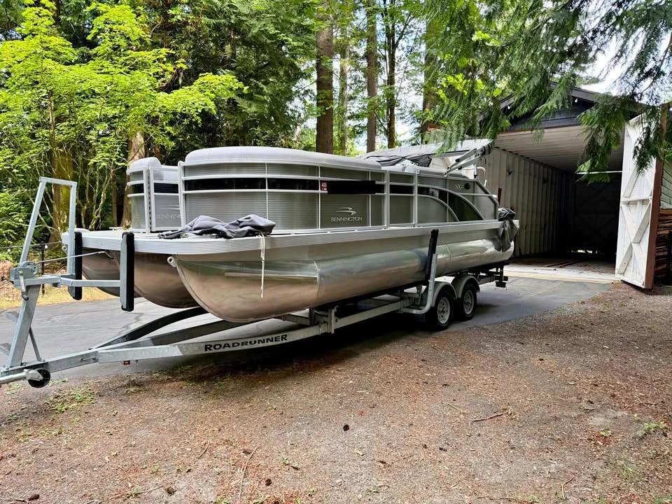 2020 Bennington 22sx platinum tritoon 22 SX