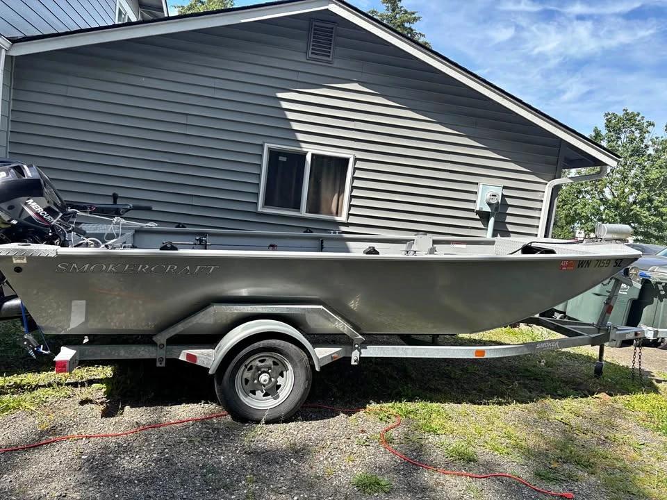 2022 smokercraft 1660 1660 Sportsman