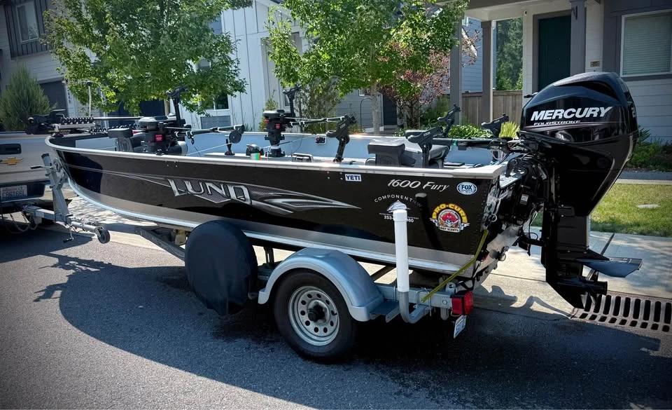 2014 16’ Lund 1600 Fury 1600 Fury