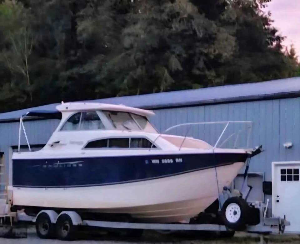 2007 Bayliner discovery 246 Discovery 246