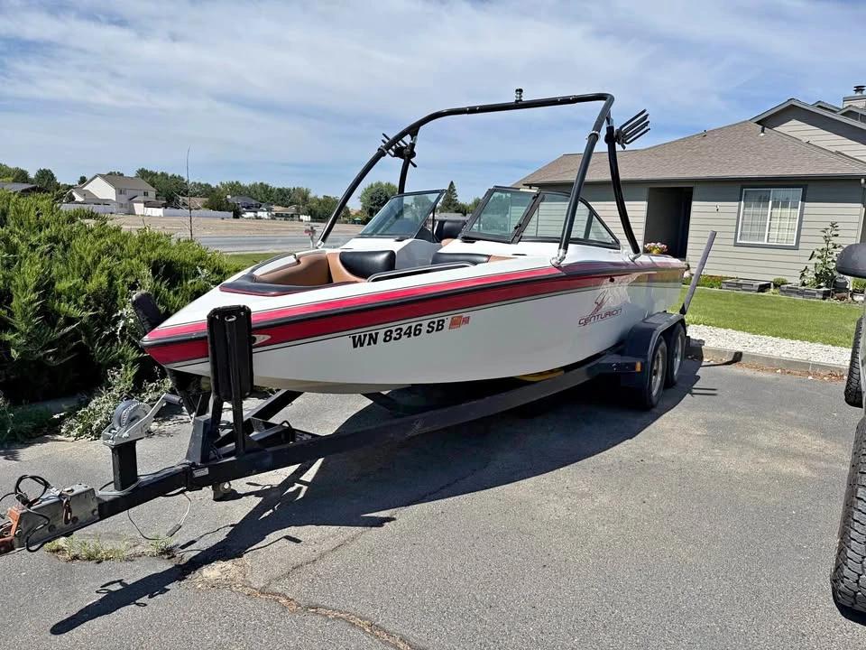 1997 Centurion falcon bow rider