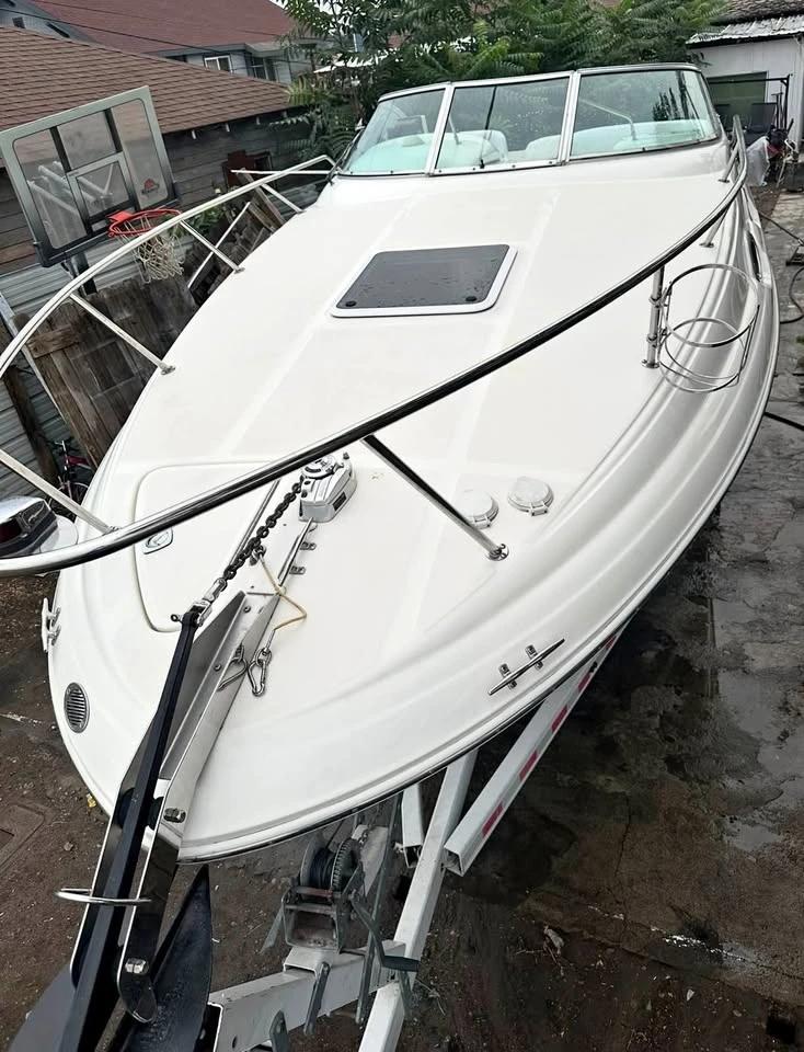 2000 sea Ray sundancer 260 boat 260 Sundancer