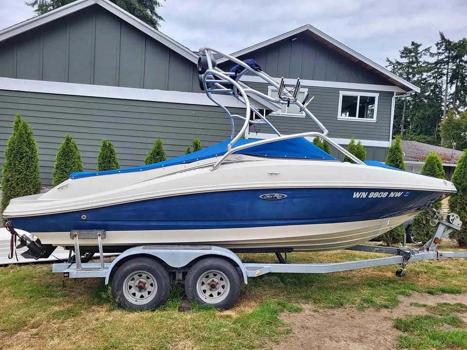 2007 Sea Ray 210 Signature Series Bowrider Boat Sea Ray 210 Select